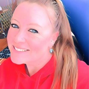 Meet your Posher, Kellie